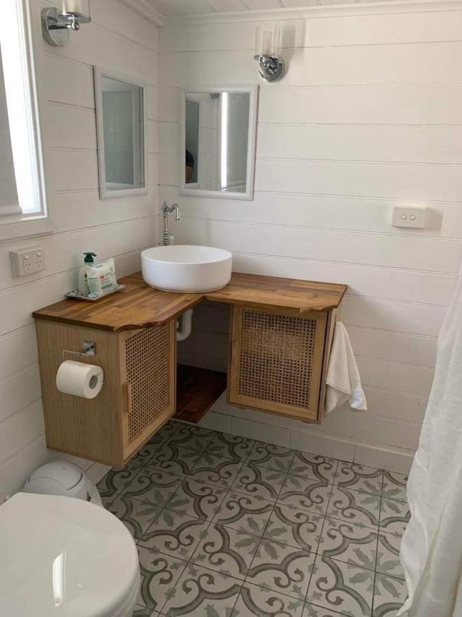 סטרהן The Wandering Duck - Heritage Tiny House מראה חיצוני תמונה