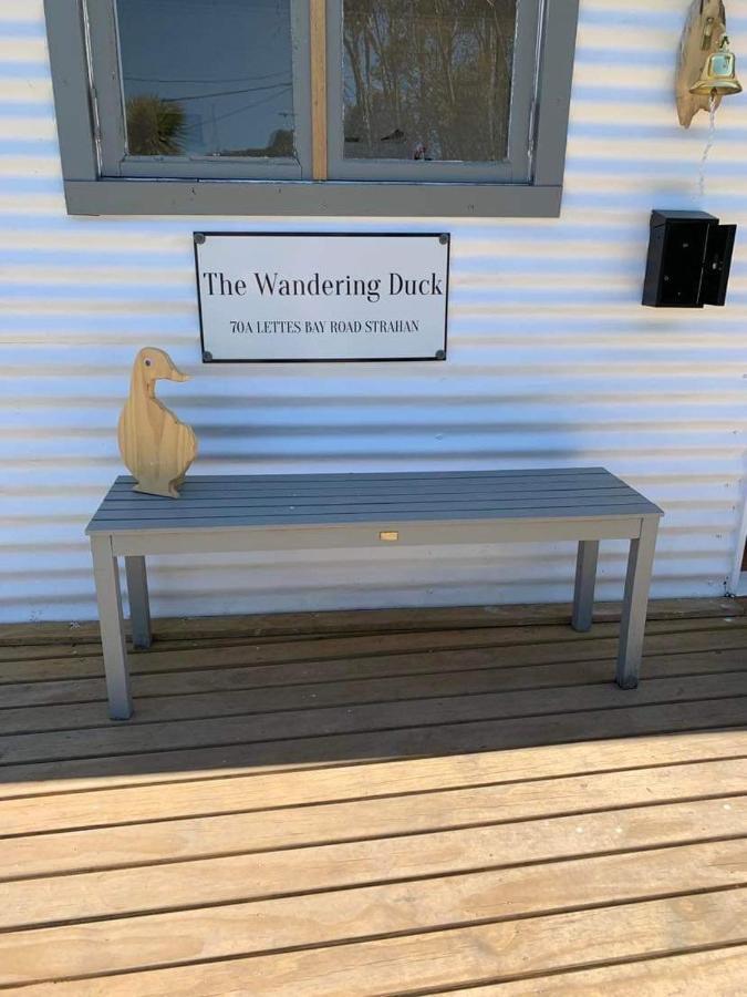 סטרהן The Wandering Duck - Heritage Tiny House מראה חיצוני תמונה
